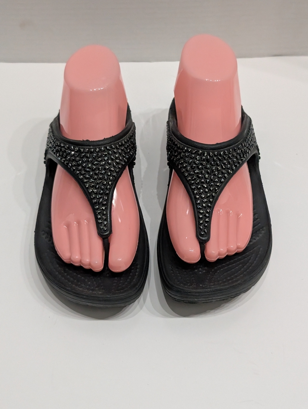 Crocs Women's 8 Sloane Black Embellished Thong Sandals Flip Flops Wedge